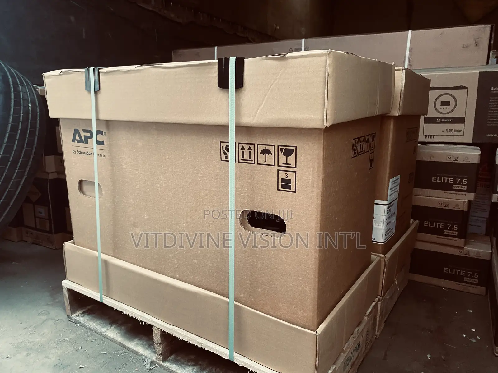 Apc Smart Ups ,2.2kva,2200kva Smt2200i Online