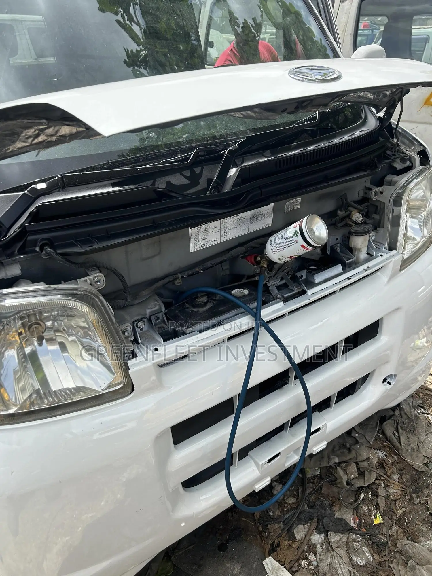Daihatsu Hijet 2012 White