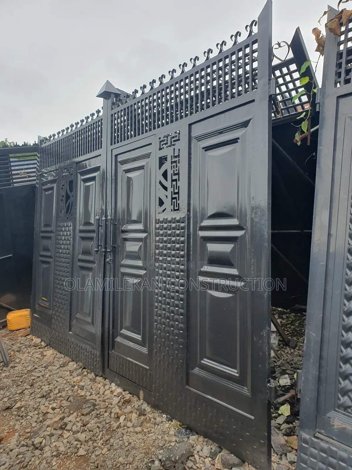 12feet Gates