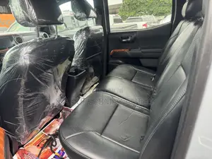 Toyota Tacoma Limited 2017 Gray