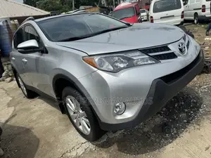 Toyota RAV4 2015 Silver