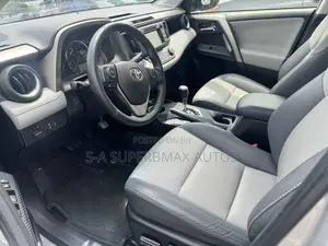 Toyota RAV4 2015 Silver