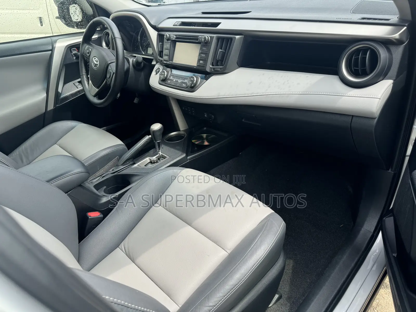 Toyota RAV4 2015 Silver