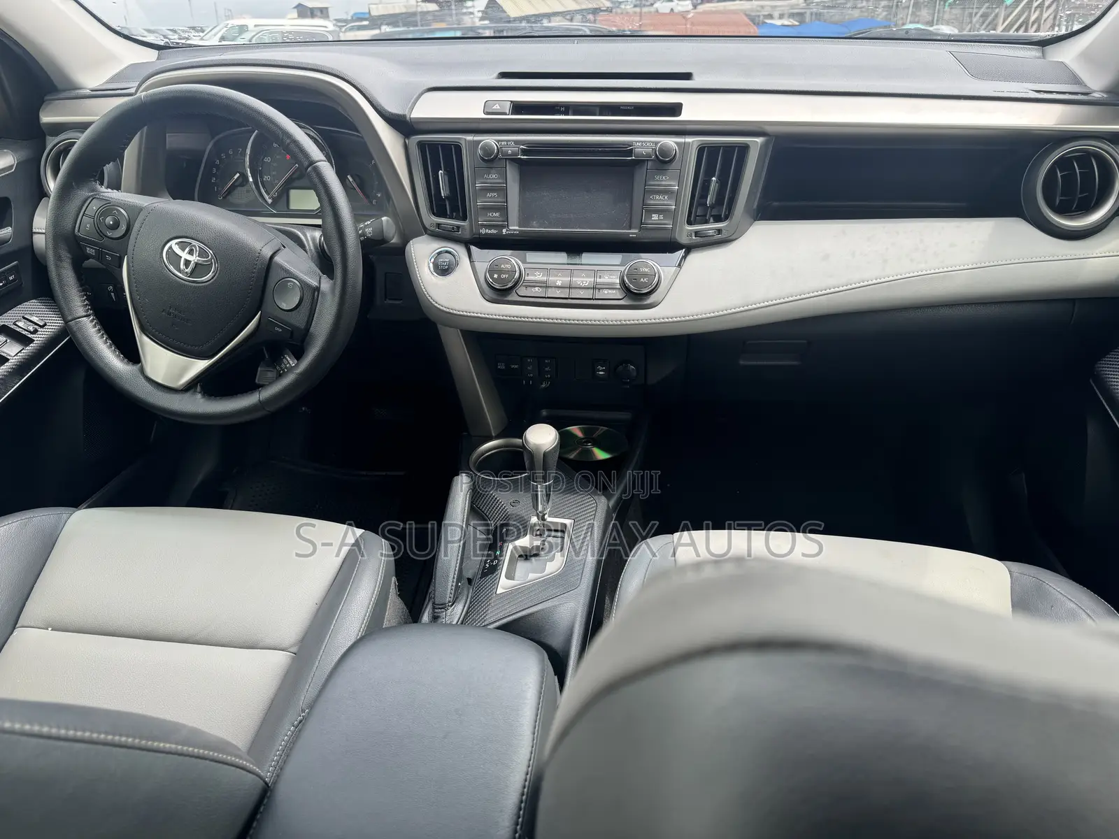 Toyota RAV4 2015 Silver