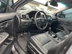Honda Pilot EX-L 4dr SUV 4WD (3.5L 6cyl 5A) 2017 Gray