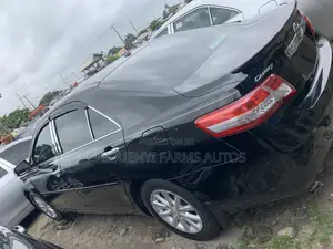 Toyota Camry XLE 4dr Sedan (2.5L 4cyl 6A) 2011 Black