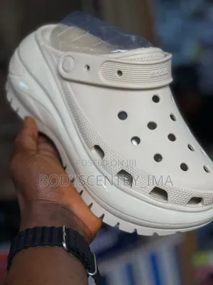 Classic Mega Crush Crocs