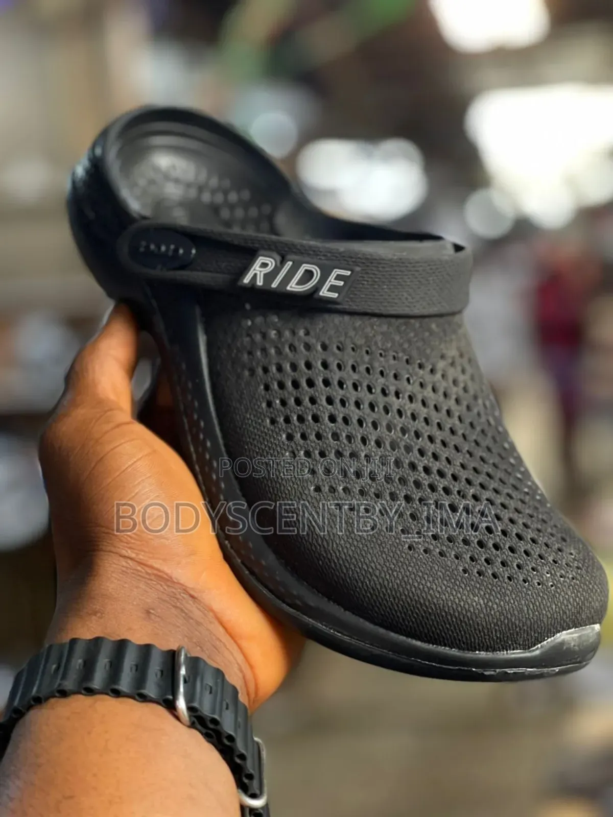 Lite Ride Crocs
