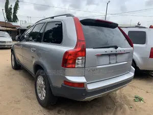 Volvo XC90 2010 Silver