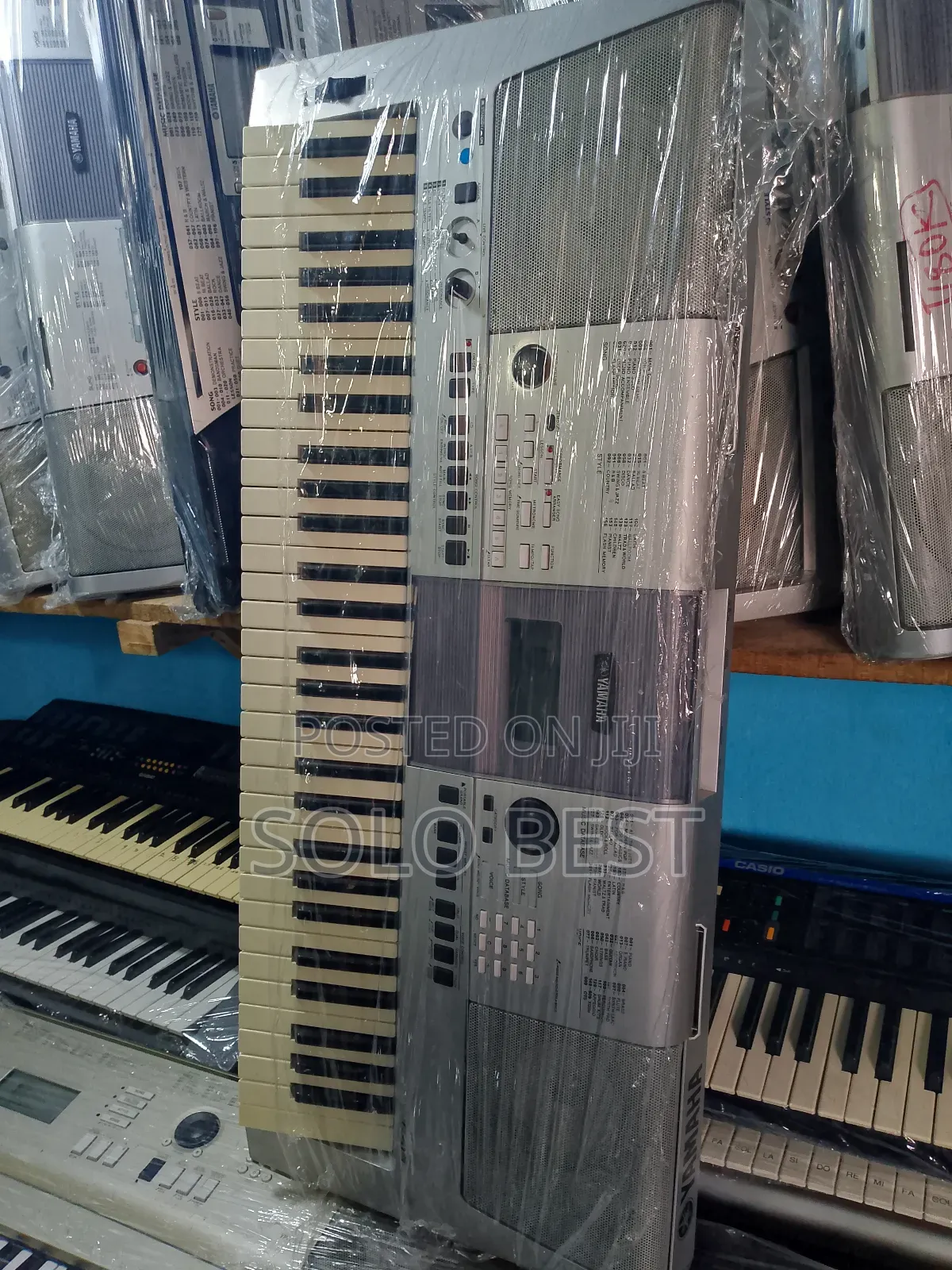 Yamaha Keyboard PSR 413
