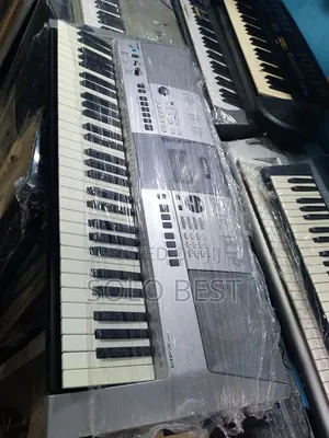 Yamaha Keyboard PSR 413