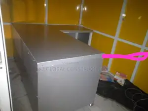 L-Shape Aluminum Cladding Table