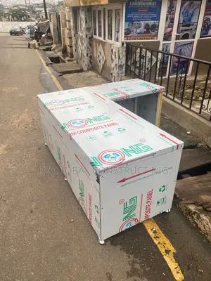 L-Shape Aluminum Cladding Table
