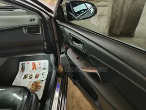 Toyota Camry 2016 Gray
