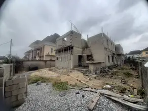4bdrm Duplex in Apple Junction for sale