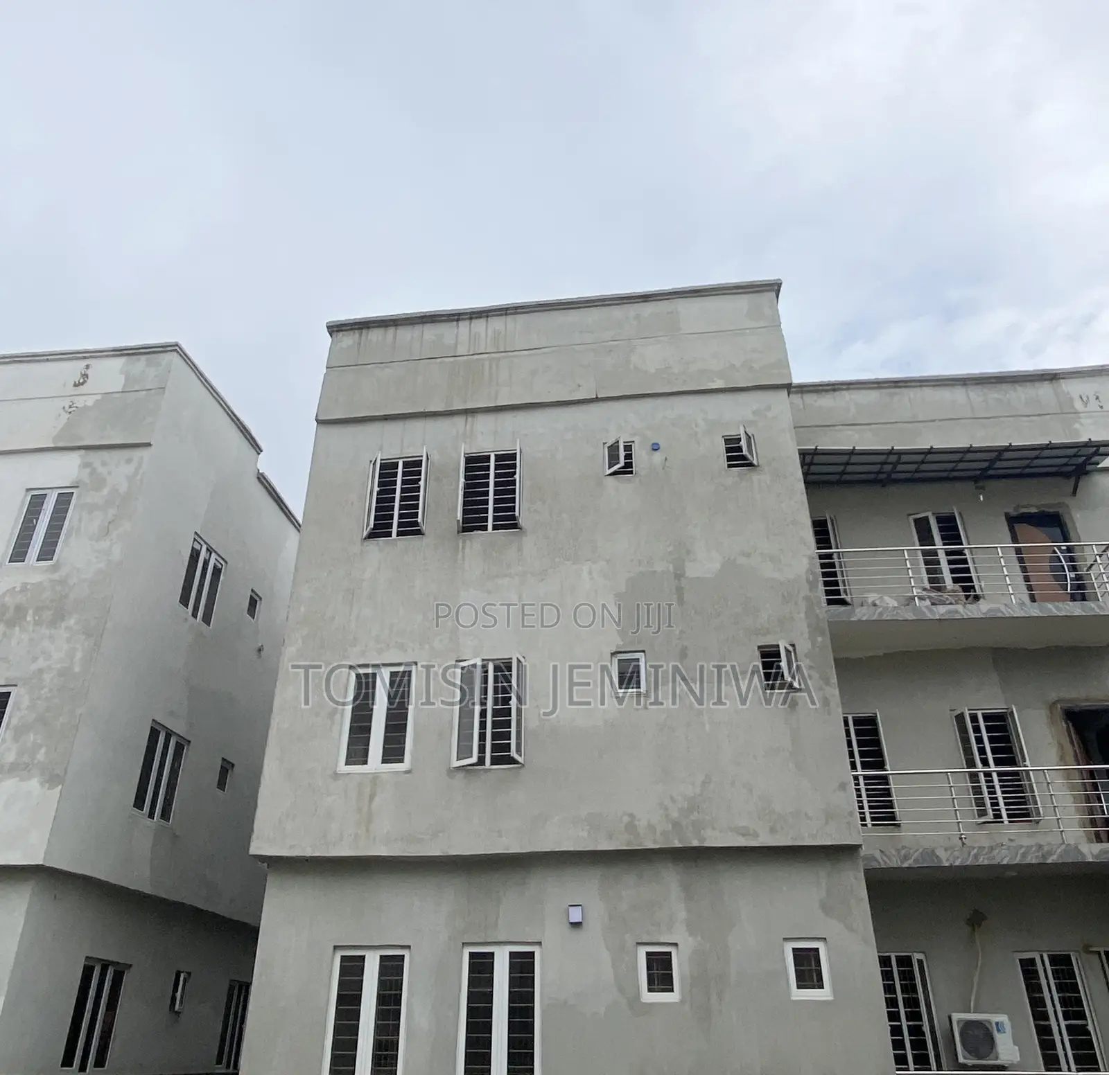 Furnished 2bdrm Block of Flats in Pacific Estate, Kubwa for sale