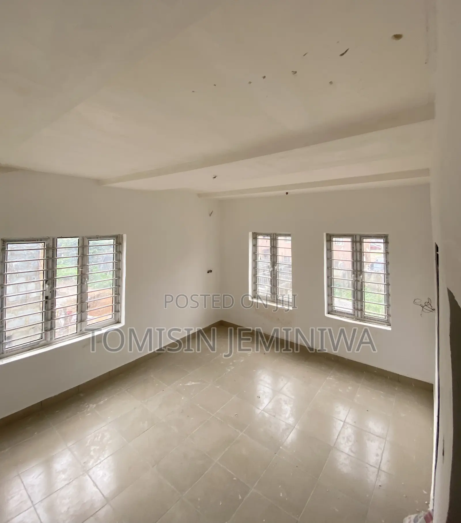 Furnished 2bdrm Block of Flats in Pacific Estate, Kubwa for sale