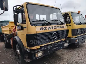 Mercedes 1722 Tipper With Self-Loader