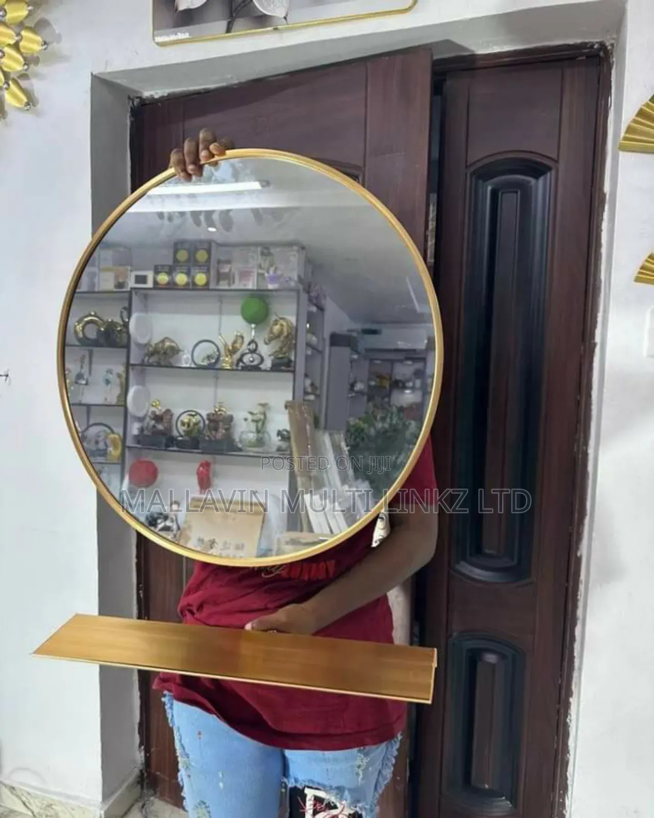Round Frame Mirrors With Shelf