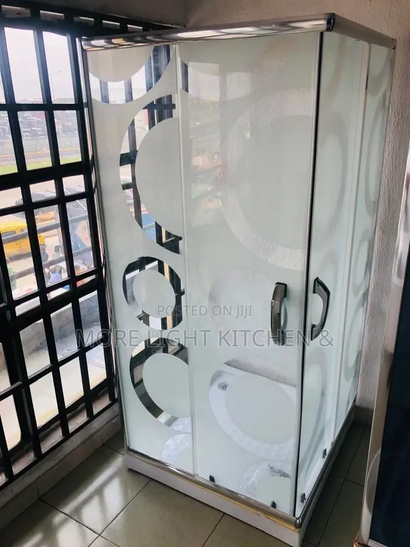 L Shape Cubicle