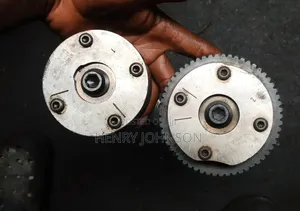 Ford Explorer 2014 Camshaft and Sprocket