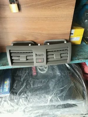 A C Vent. Toyota Camry 2010