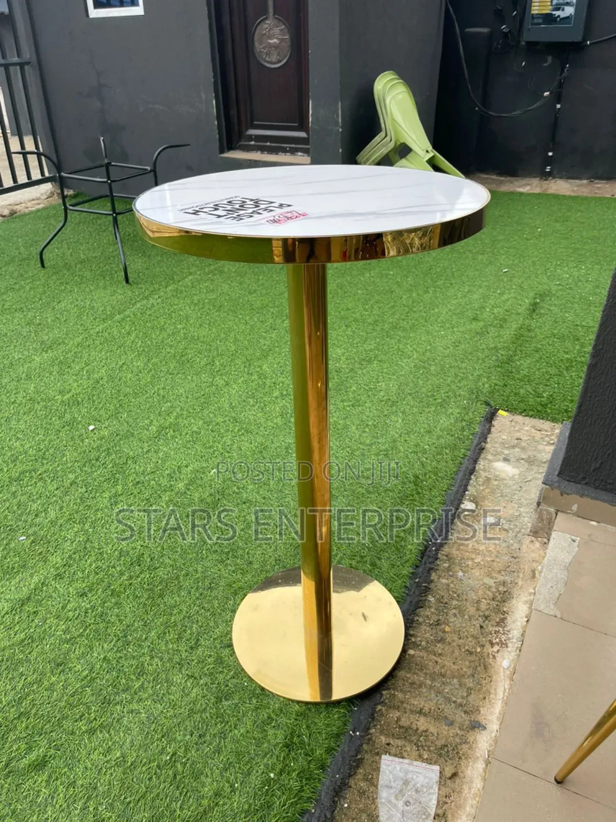 Executive Bar Table / Acrylic Table