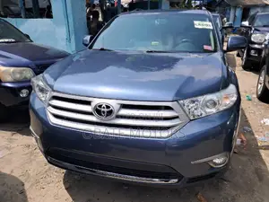 Toyota Highlander 2013 Silver