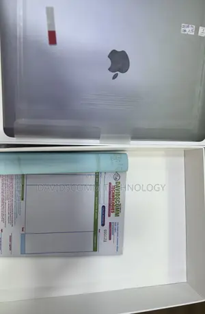 Laptop Apple MacBook Pro 2017 16GB Intel Core i5 SSD 256GB