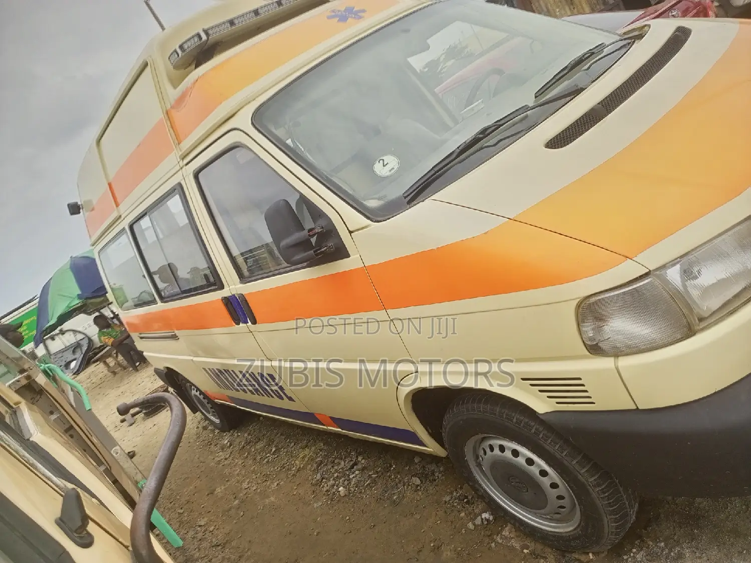 Volkswagen Transporter 2004 Yellow
