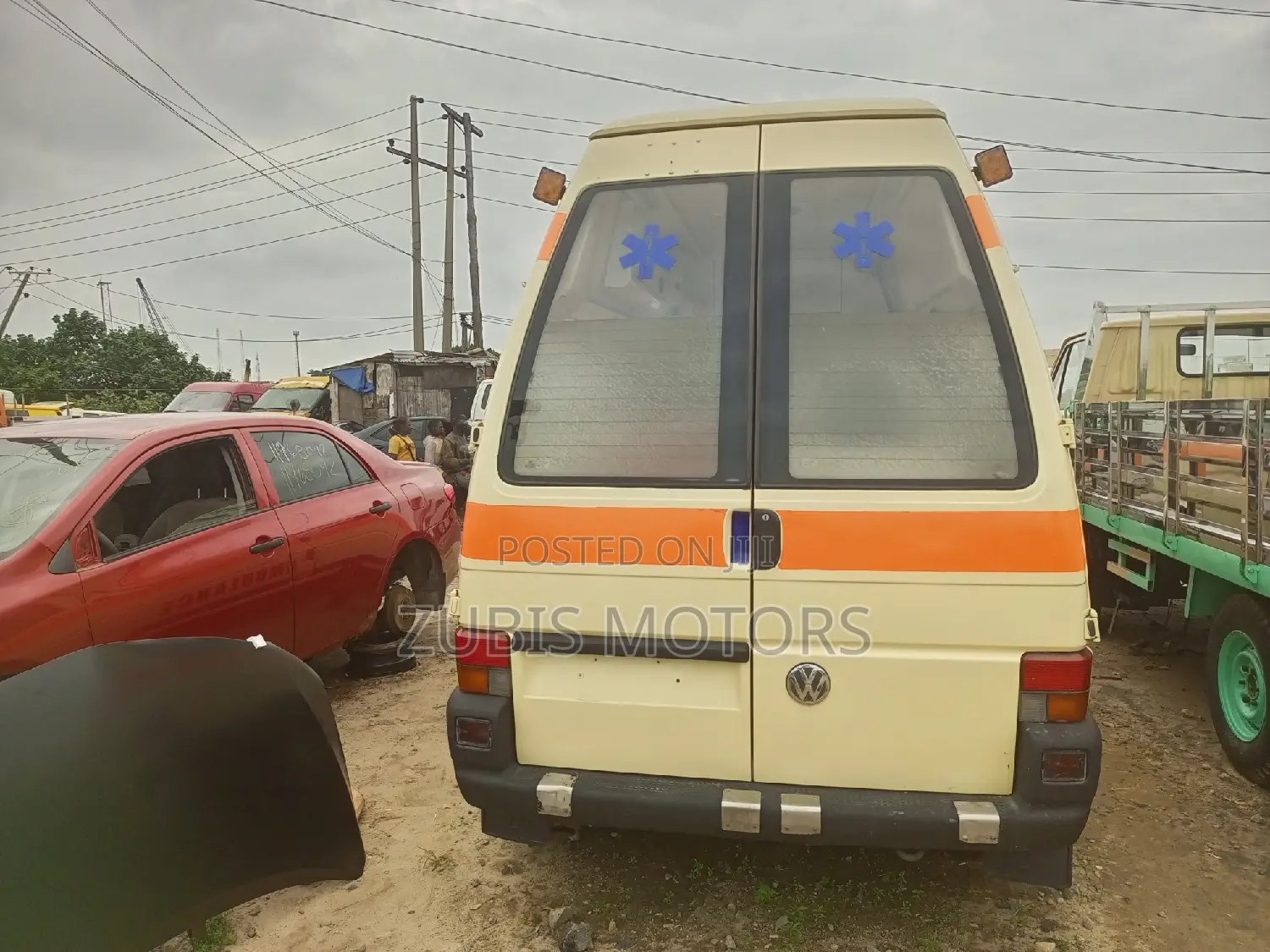 Volkswagen Transporter 2004 Yellow