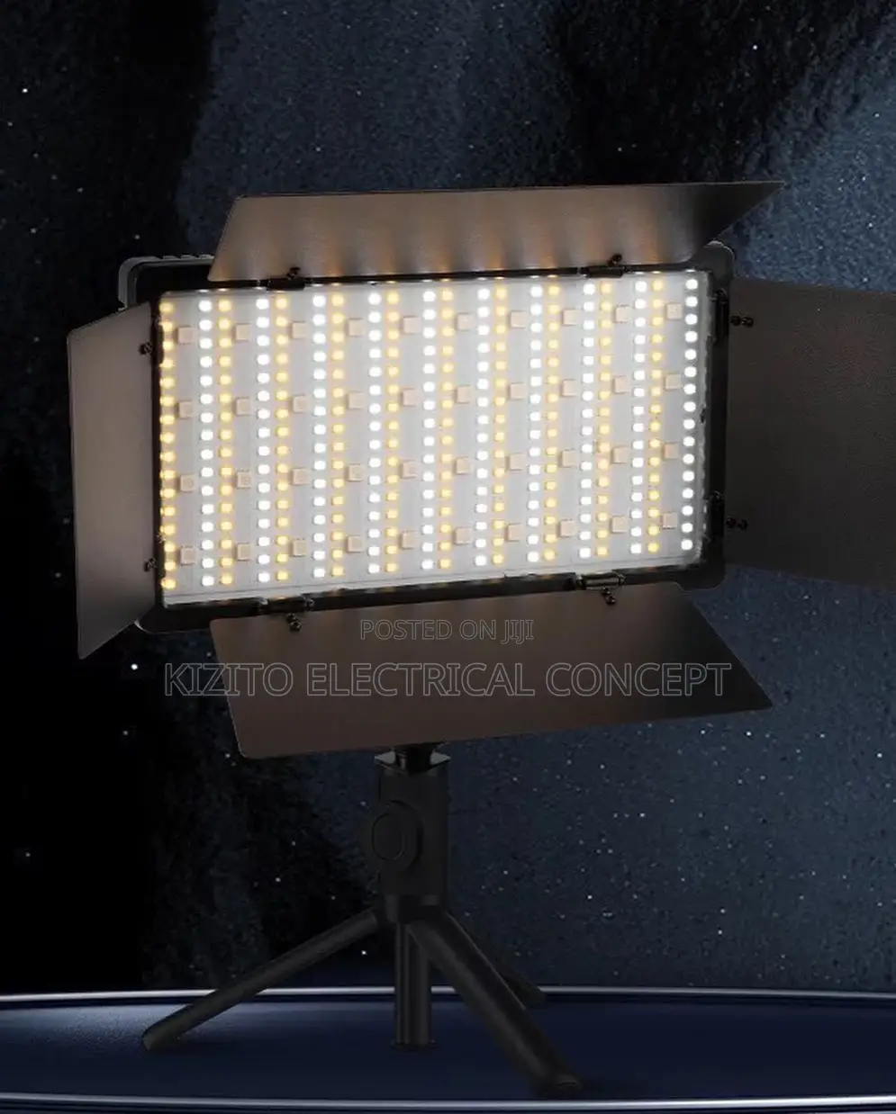 Adjustable Studio Light LED U600