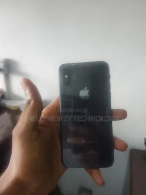Apple iPhone XS 64 GB Black