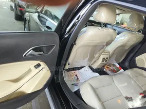 Mercedes-Benz GLA-Class 2016 Black