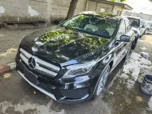 Mercedes-Benz GLA-Class 2016 Black