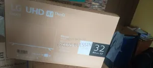 Original Frameless LG 32" Smart TV+Youtube-32lq630