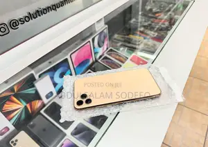 Apple iPhone 11 Pro Max 64 GB Gold