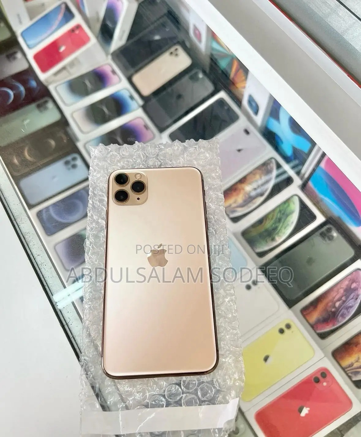 Apple iPhone 11 Pro Max 64 GB Gold