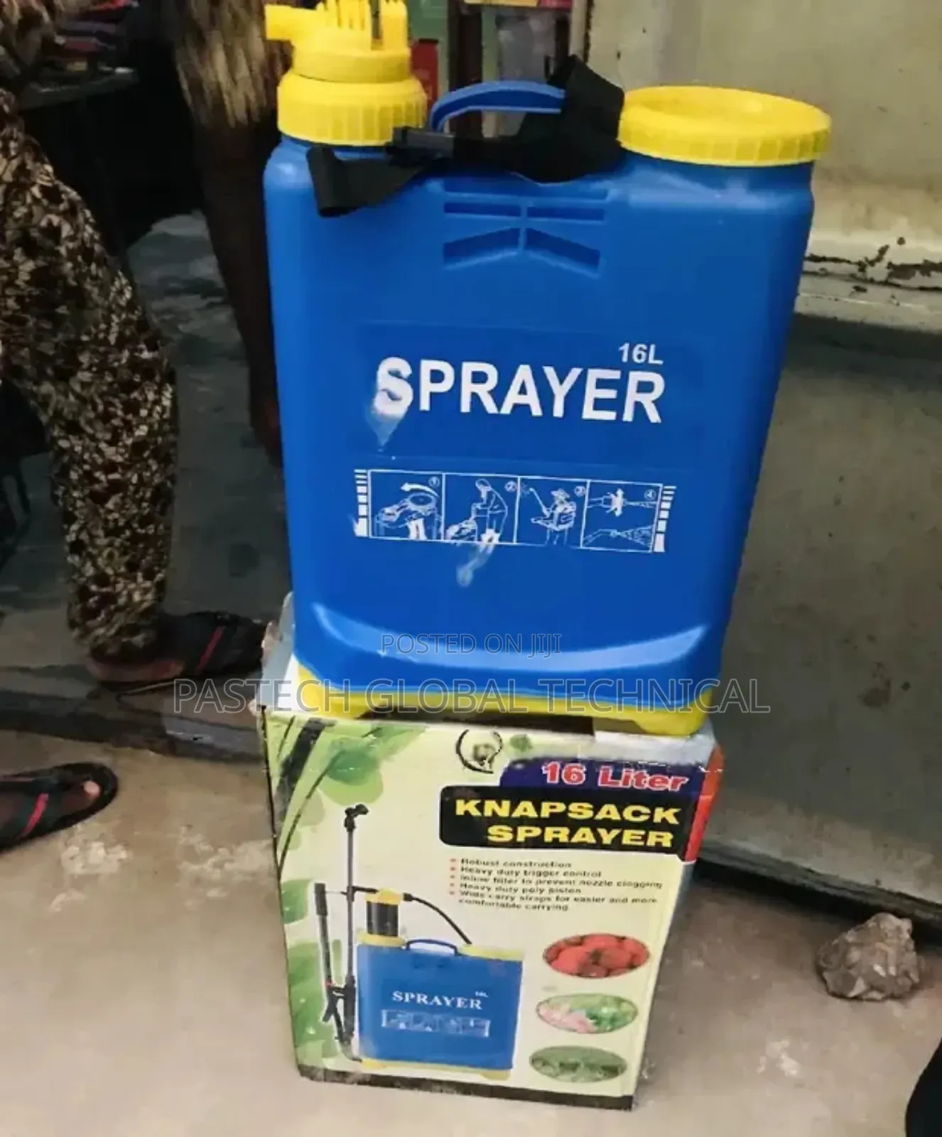 Knapsack Spray Bucket