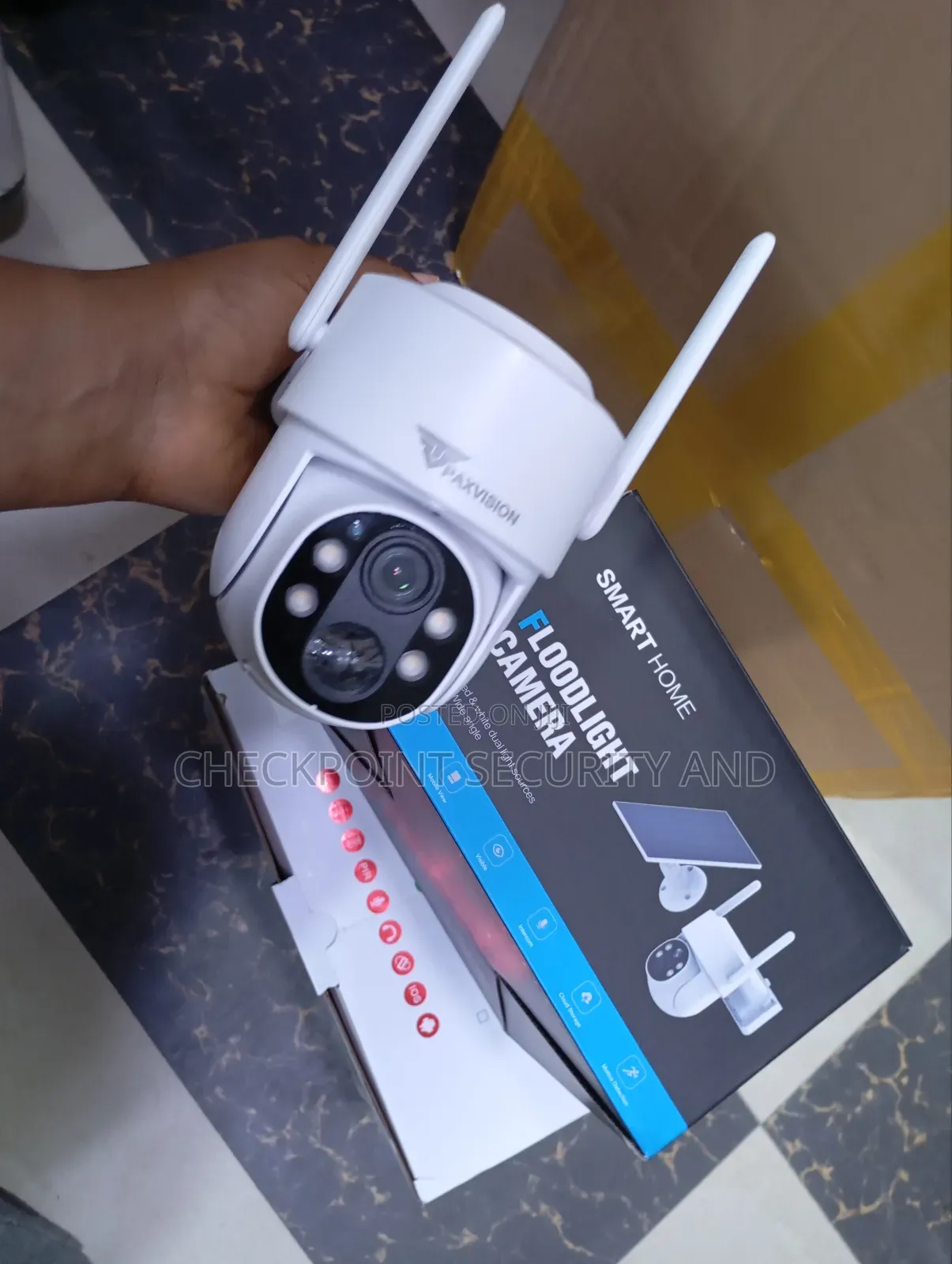 Paxvison Ubox 4G Floodlight Solar PTZ Camera.