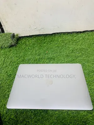 Laptop Apple MacBook Pro 2017 16GB Intel Core I5 SSD 512GB