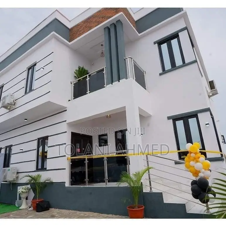 Seamless Window With Security Burglary Bars