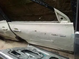 Toyota Highlander 08 Empty Door Front Right Side