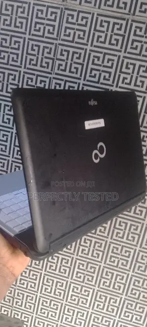 Laptop Fujitsu Lifebook A531 4GB Intel Core I3 HDD 320GB