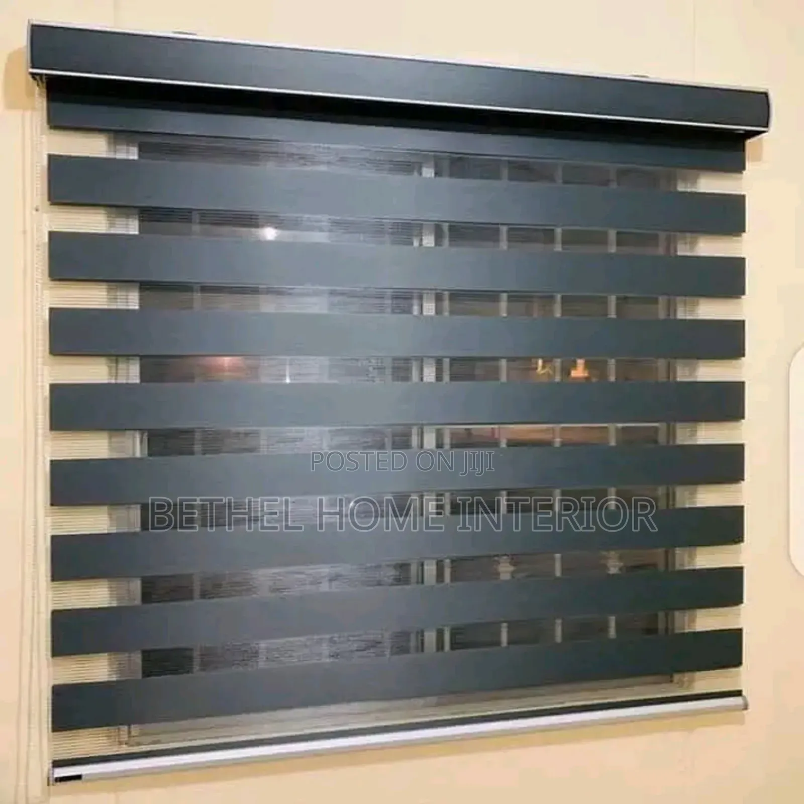 Grey Color Quality Window Blind