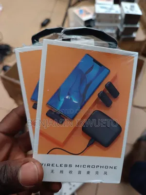 Wireless Microphone With Charging Box