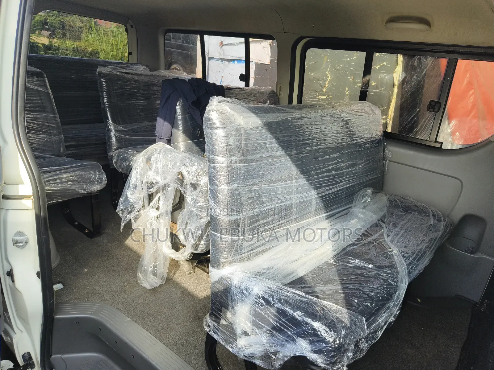 Toyota HiAce 2013 White