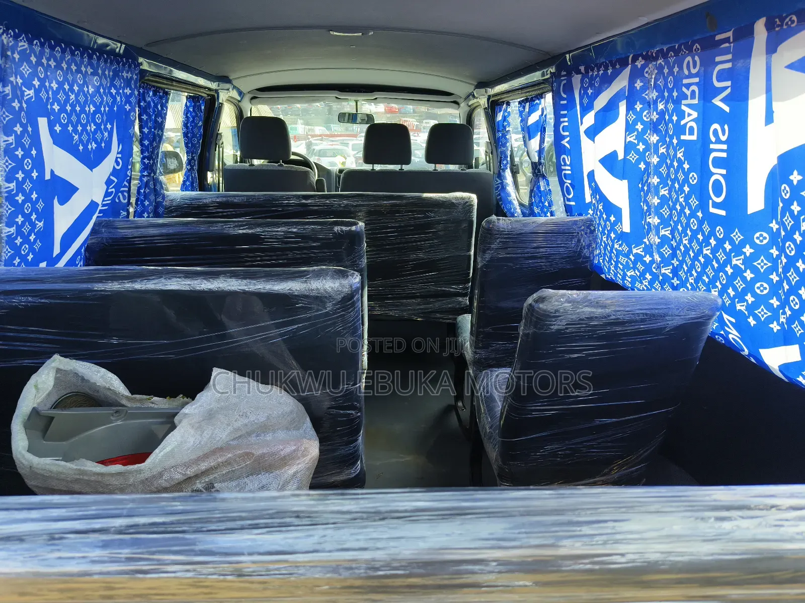 Toyota HiAce 2004 Blue