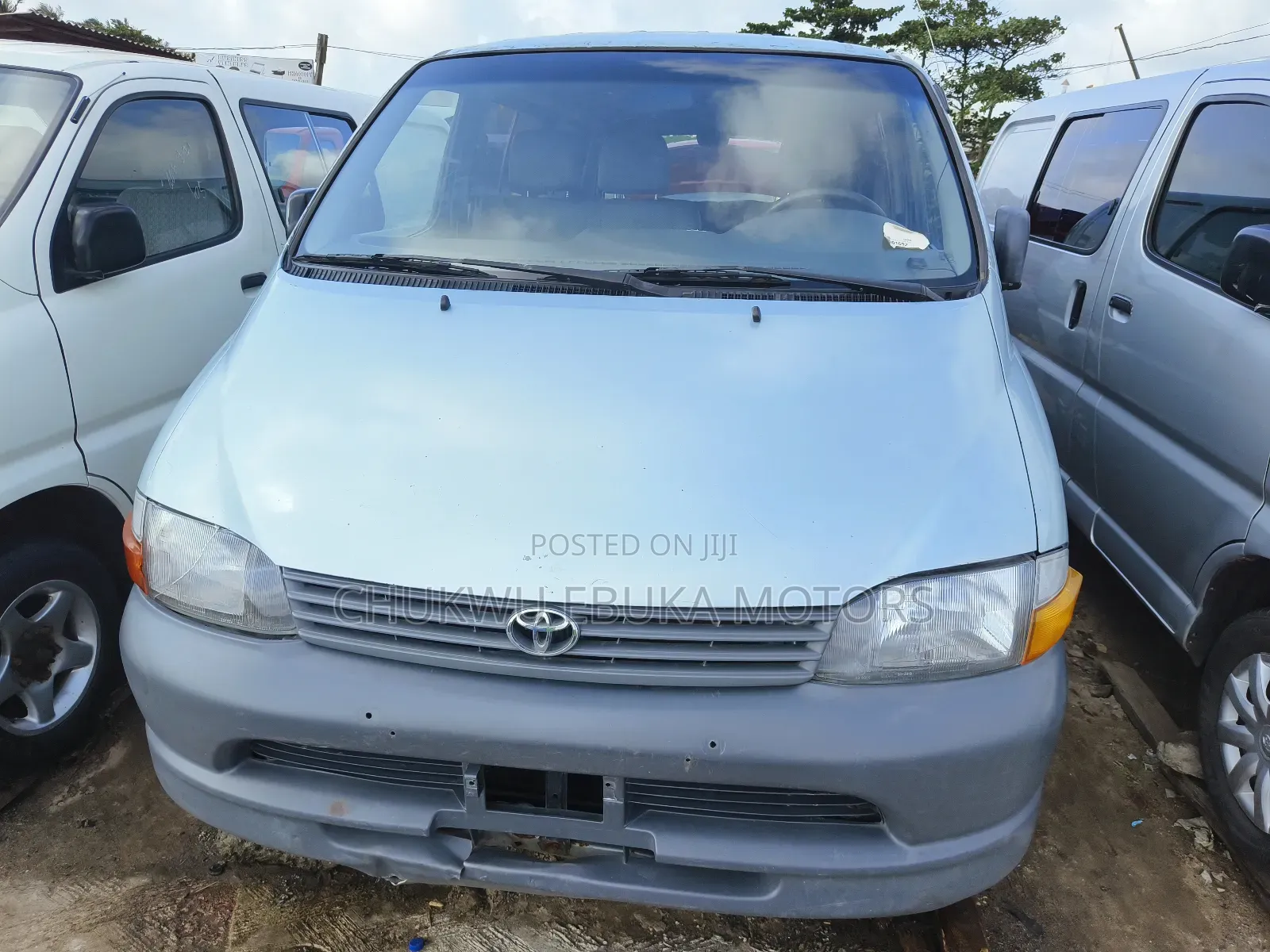 Toyota HiAce 2001 Blue
