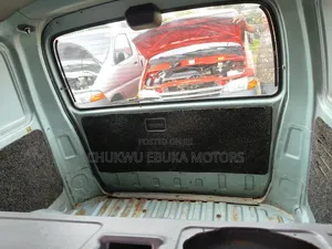 Toyota HiAce 2001 Blue